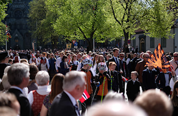 17. mai-feiringen i sin helhet på Utleira i år.