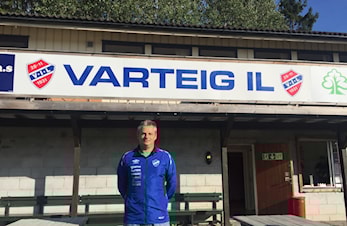 Roar Nomel er blå