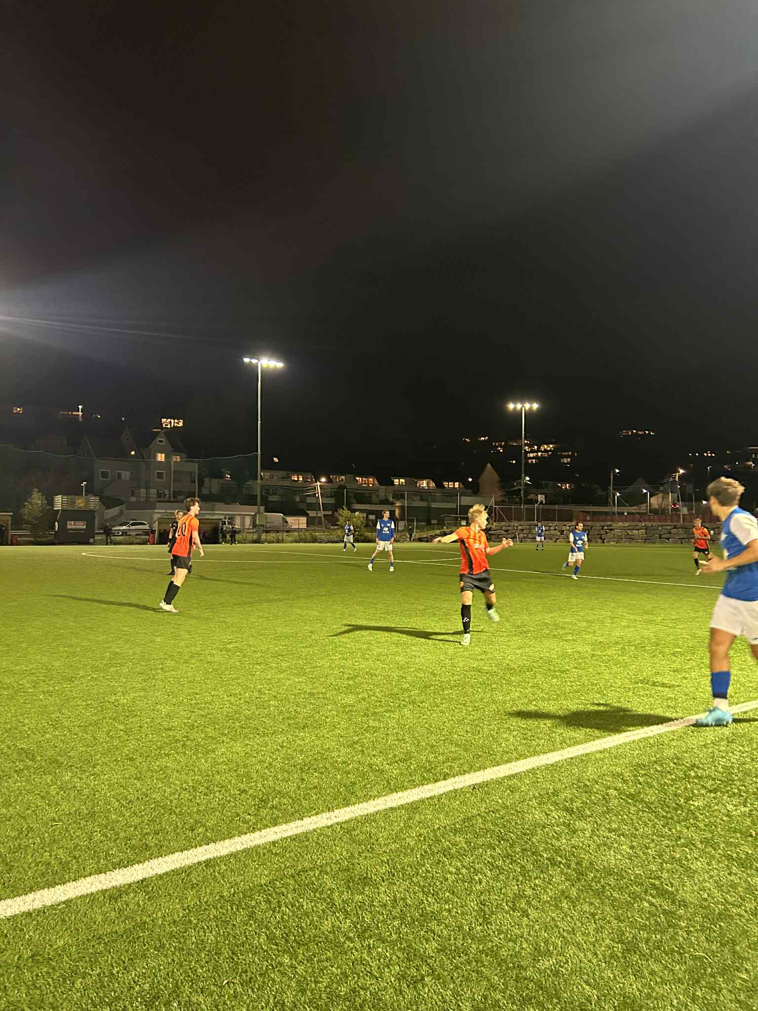 Frøya trakk det lengste strået i toppkampen!