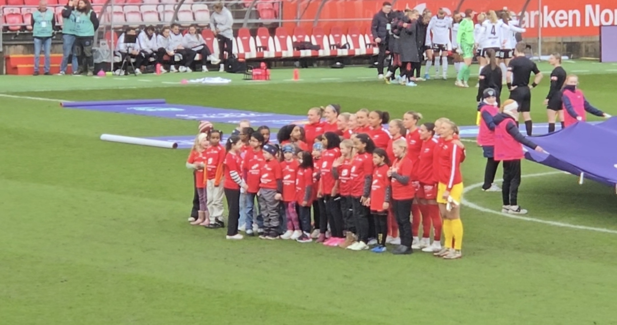 Image for ⚽️ Stor dag for Frøya-jentene på Brann Stadion