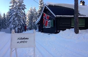 Hellashytta er åpen søndag 14.februar fra kl.10:30 til 15:00.