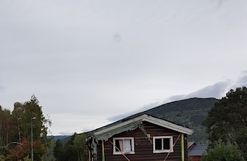 Nå er badstugu flytta