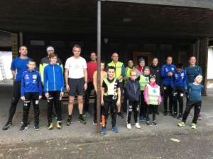 KLARE TIL START: Ikkje verst med kortbukse og T-skjorte 17. november