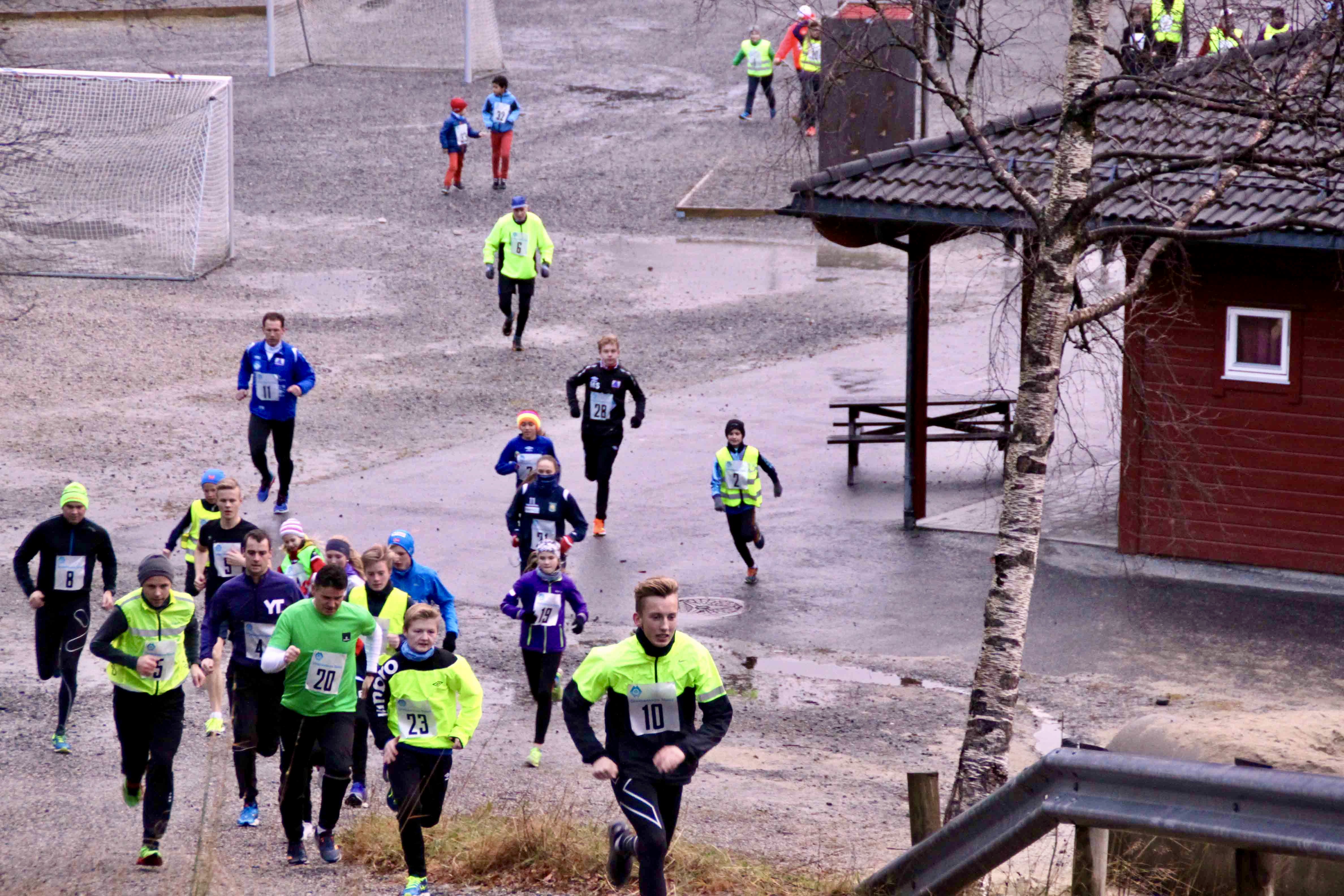 Image for VINTERKARUSELL LAURDAG