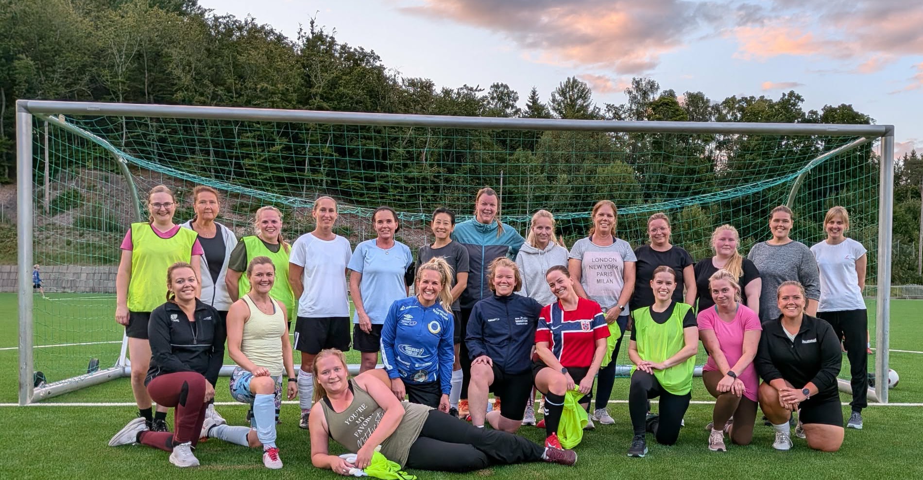 Image for Damefotballen er tilbake på Skoppum! ⚽💙