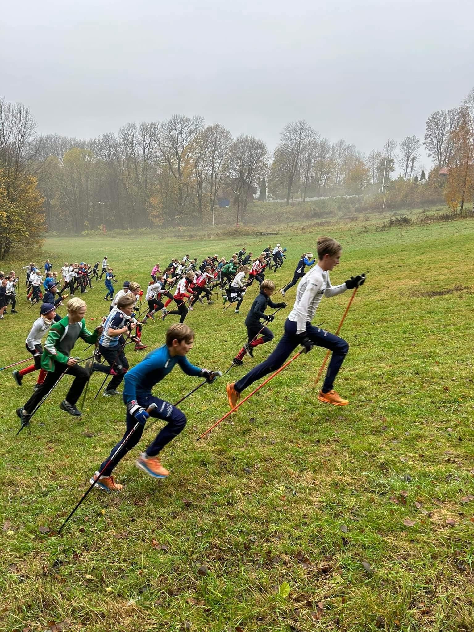 Full fart på kretssamling i regi av Røa IL Langrenn