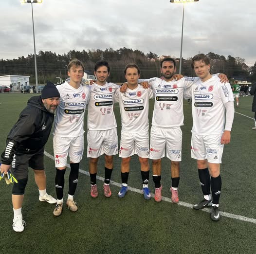 Image for Videre i cupen!