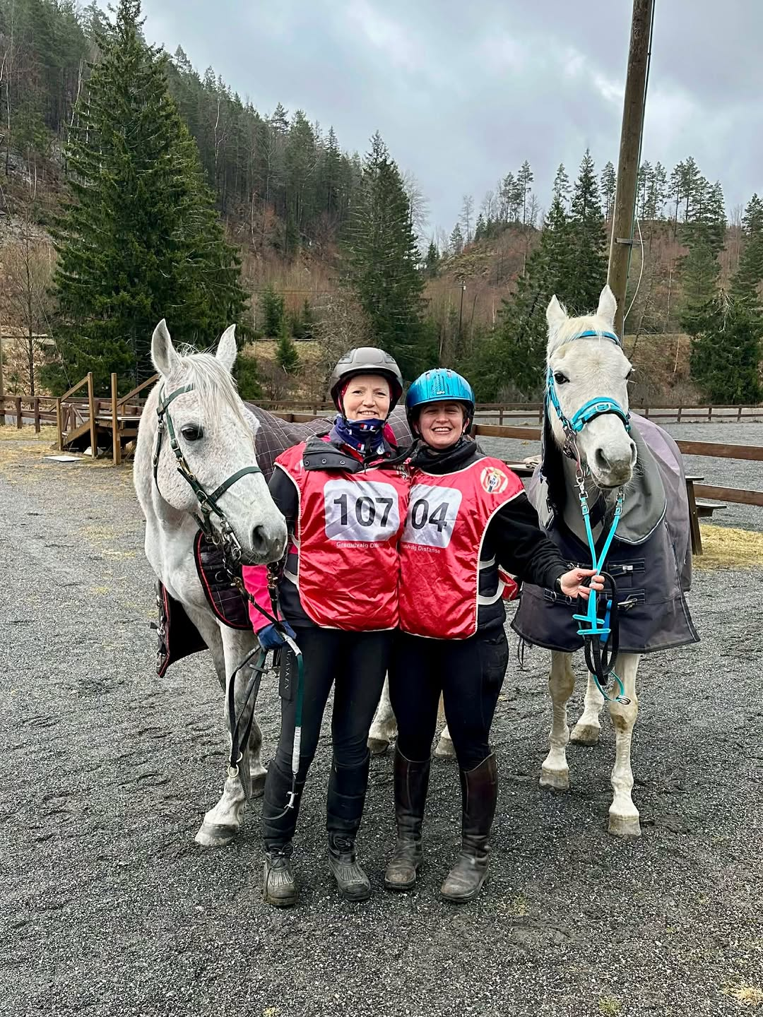 Ritt på Froland og Indre Haugaland. 