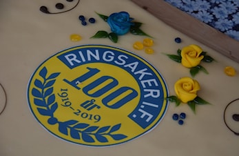 Gult og blått tel krampa tæk øss 💛💙💛