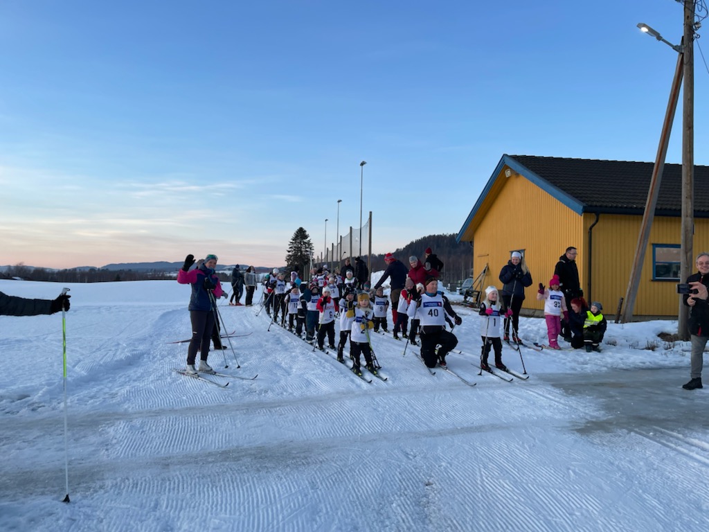 Resultatliste fra kveldens lysløyperenn.