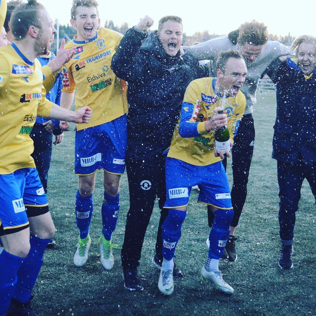 Ringsaker til himmels etter opprykksdrama 💛💙