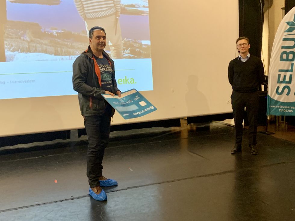 Tribunepenger til Rødmyra.