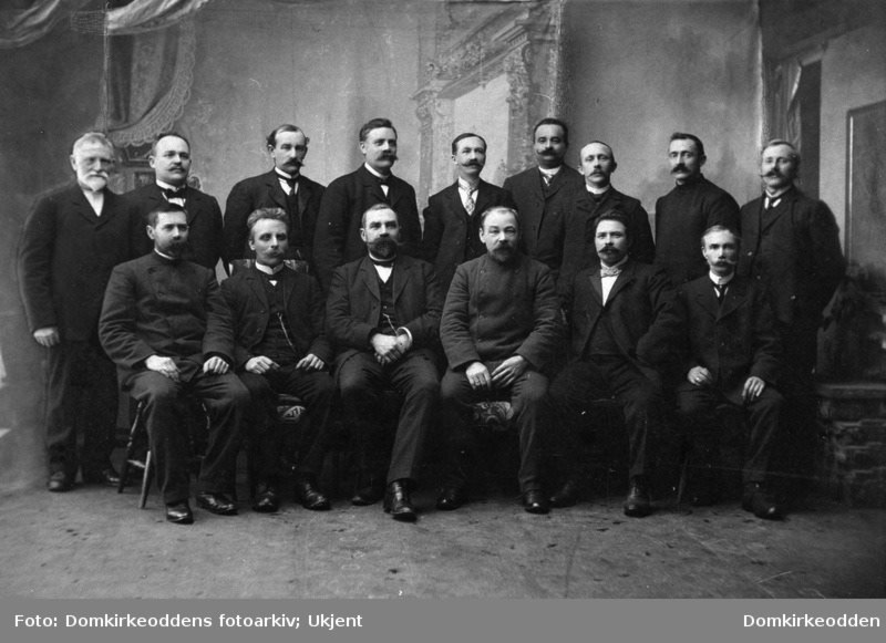 Velkommen til julebord og kåseri med Tore Neby 9. desember