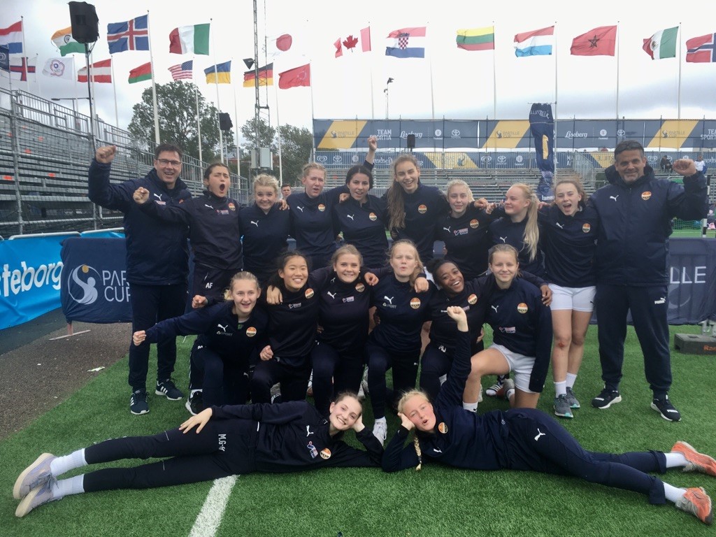 Håndballkamper - SIF J16