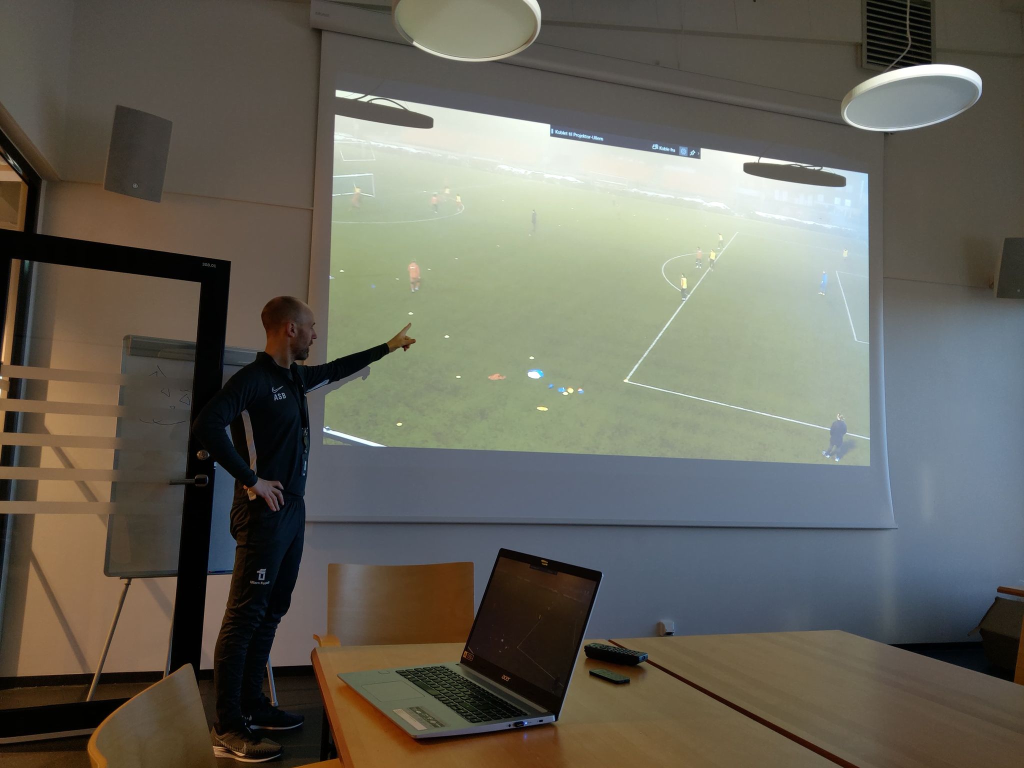 Serie: Bruk av video i Ullern Fotball - filming av trening og kamper for bruk på lagsmøter