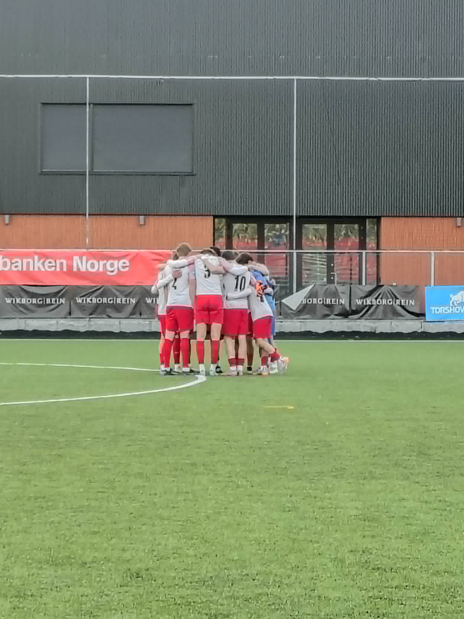 Uke 20 - Kort tur til Haslum og 17.mai
