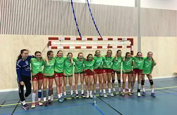 Jenter 2004 til finalen i Obos-cup i helgen!
