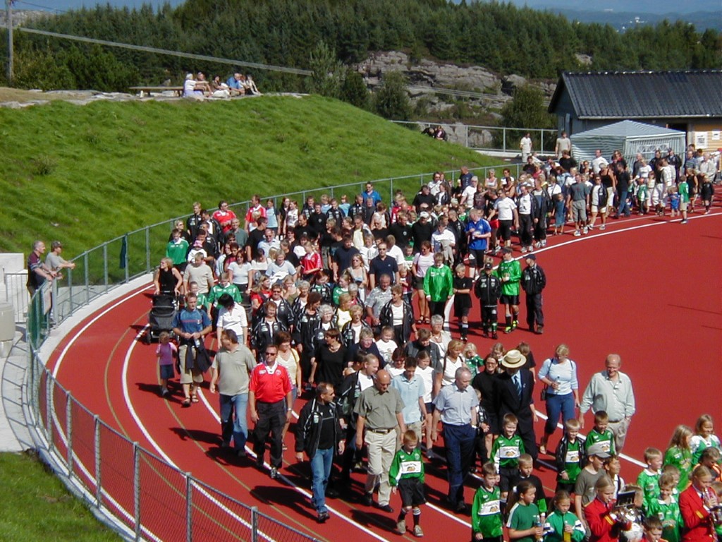 Opning av Skogsvåg Stadion august 2003