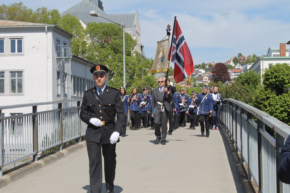 17.mai oppvisning