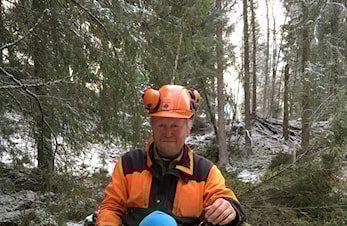 Dugnad i lysløypa.