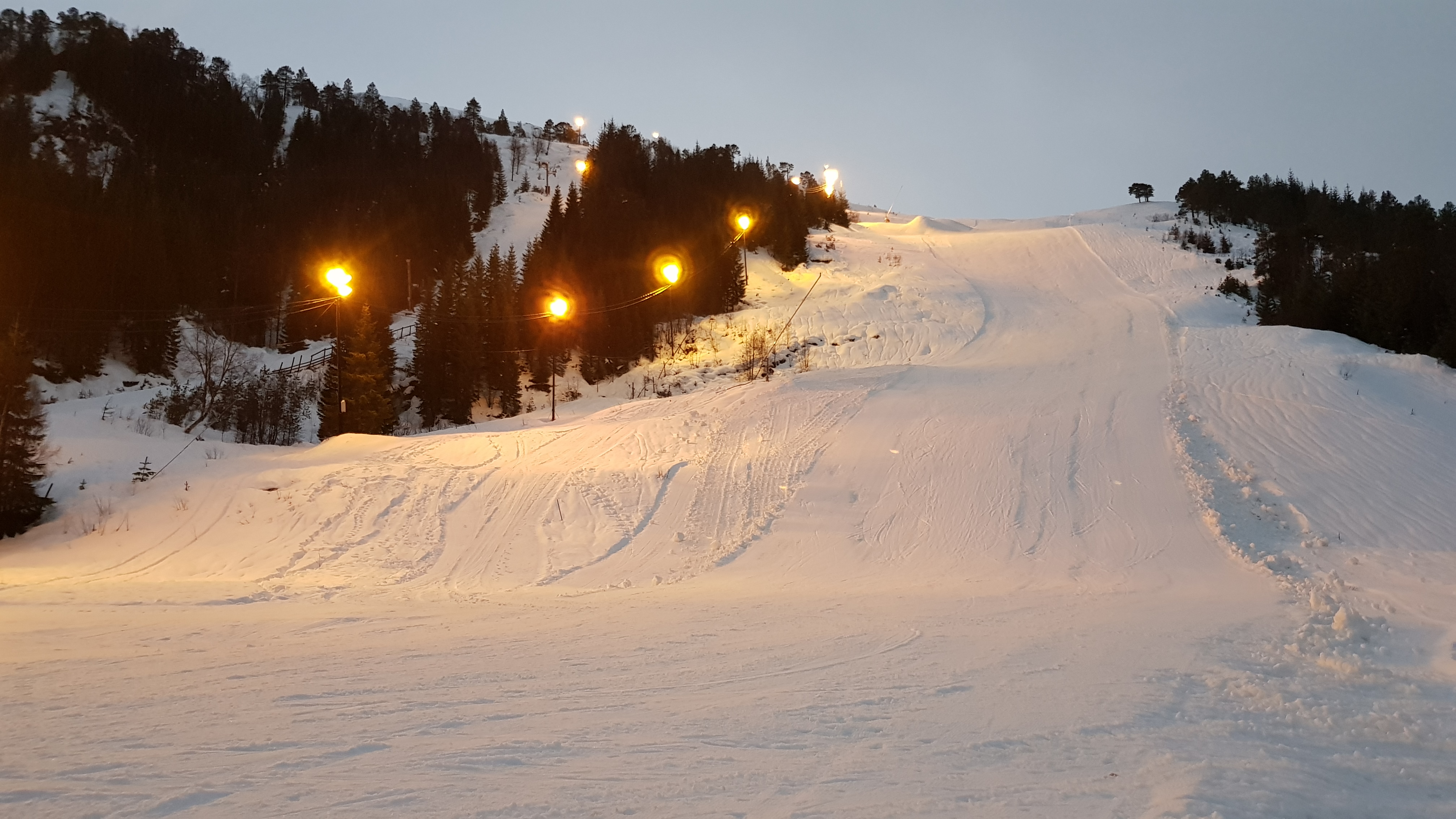 Snørapport Blomlia 02.12.2017 kl 16:00