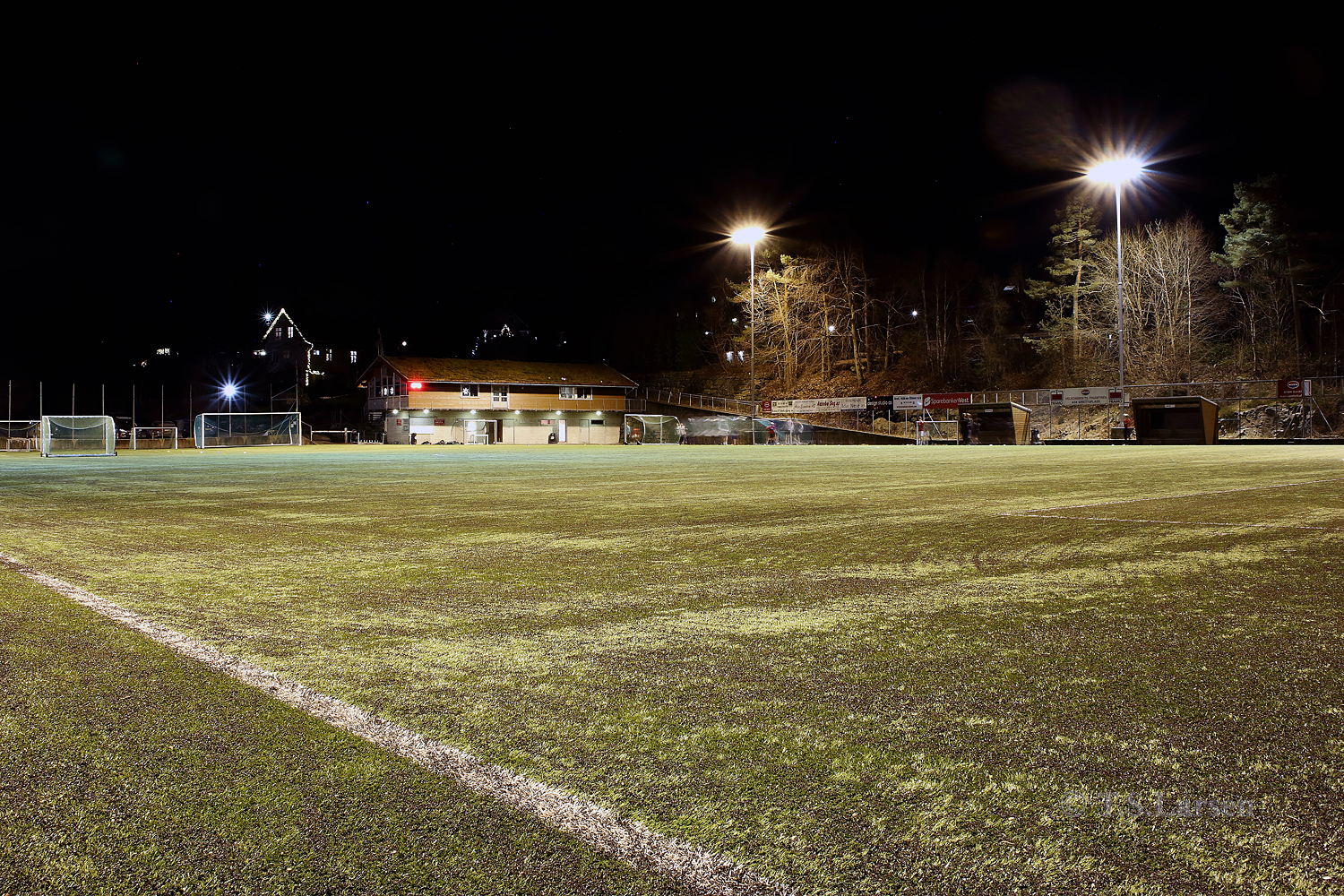 Flomlysstemning på Finamyren