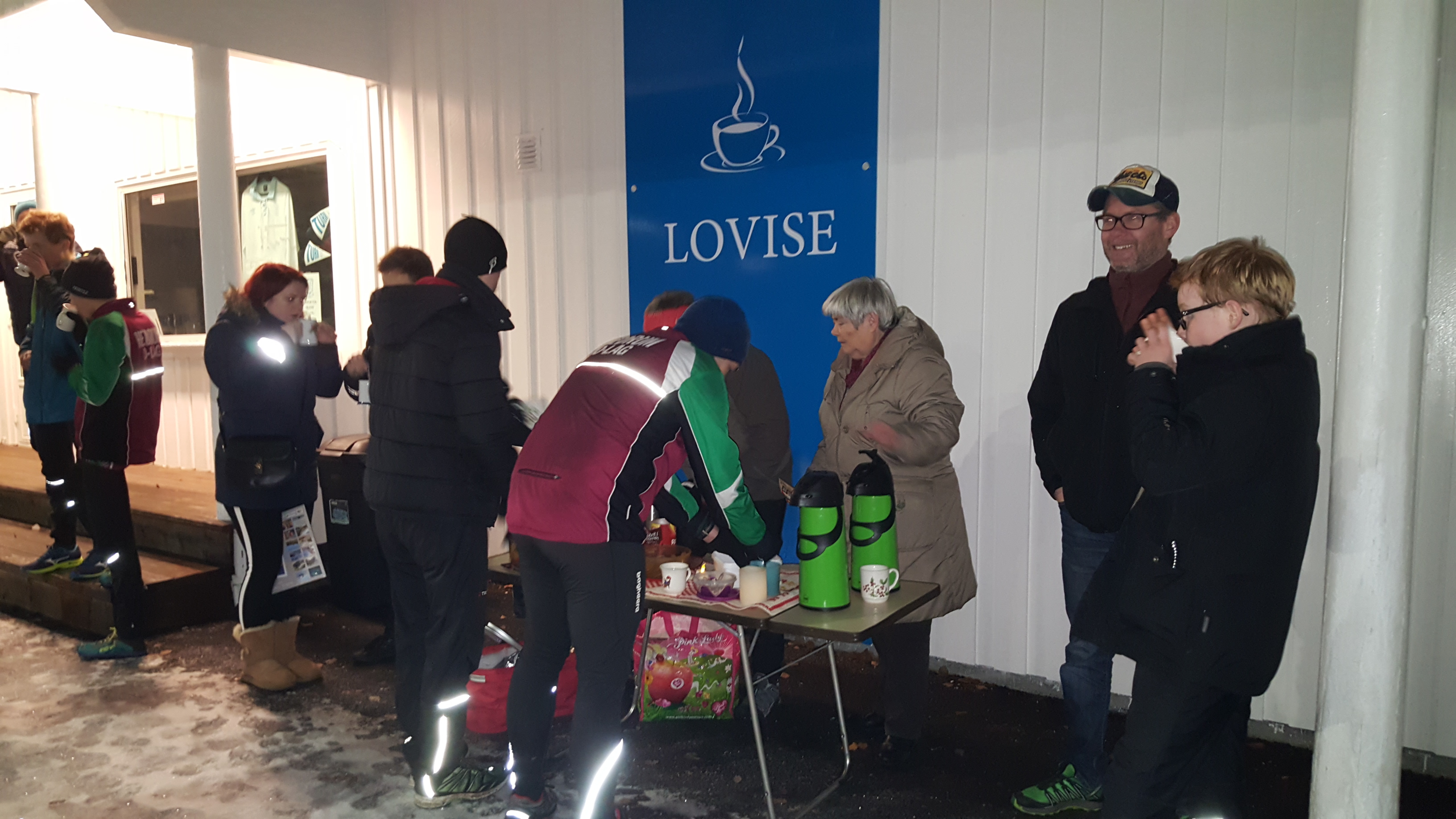 Trening med julegløgg og kakao