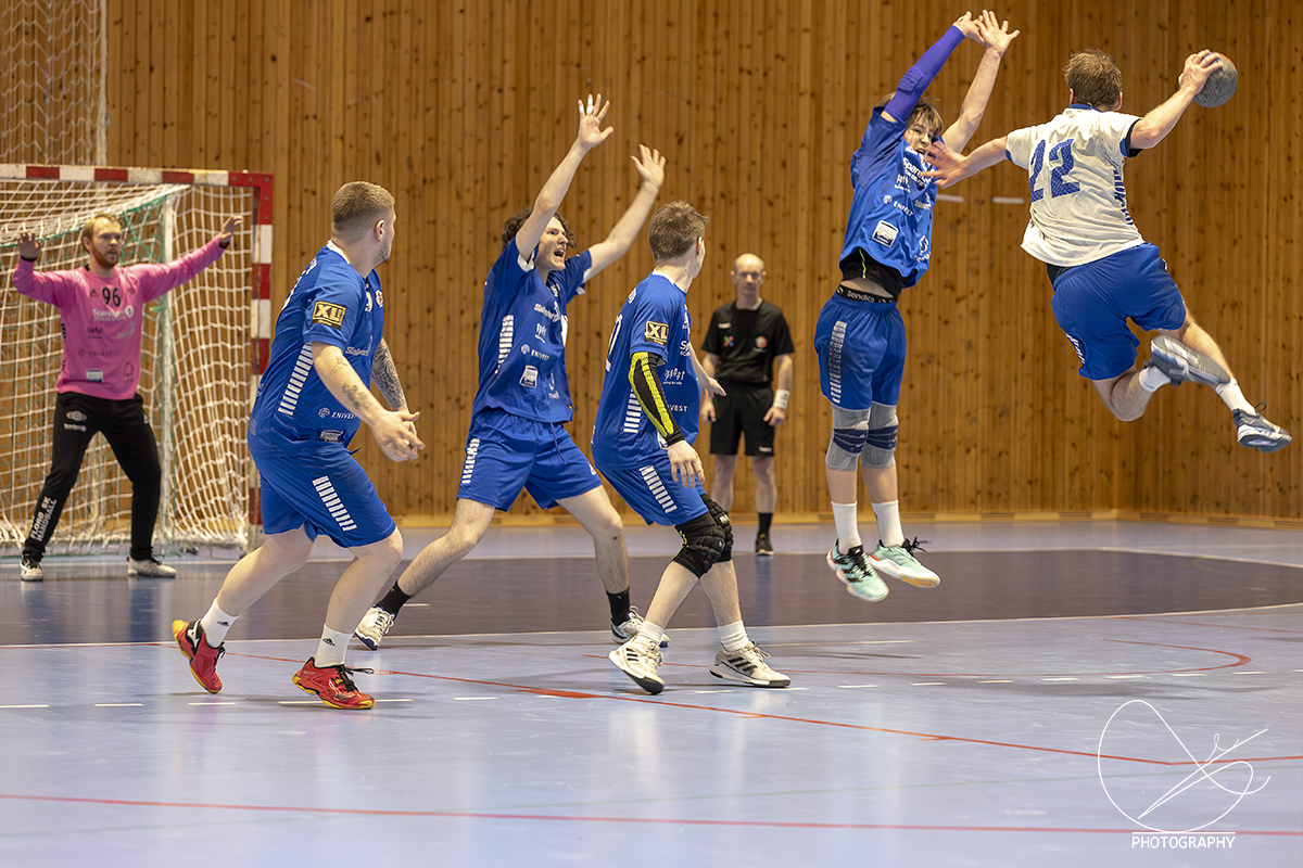 2026-03-07 4. divisjon herrer: Florø-Bjørnar 3 34-17 (16-9)