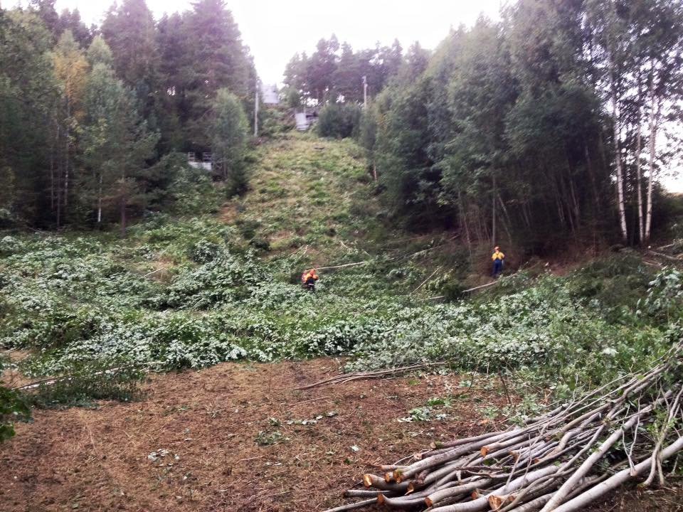 Klikk for å åpne Dugnadsarbeid