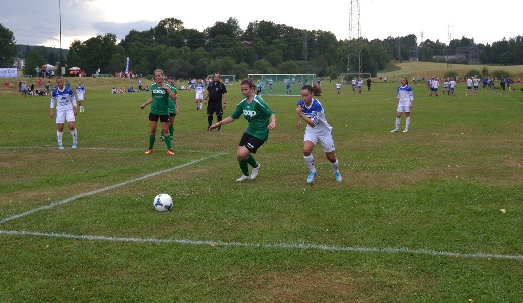 J16 slo Oppdal 2-0