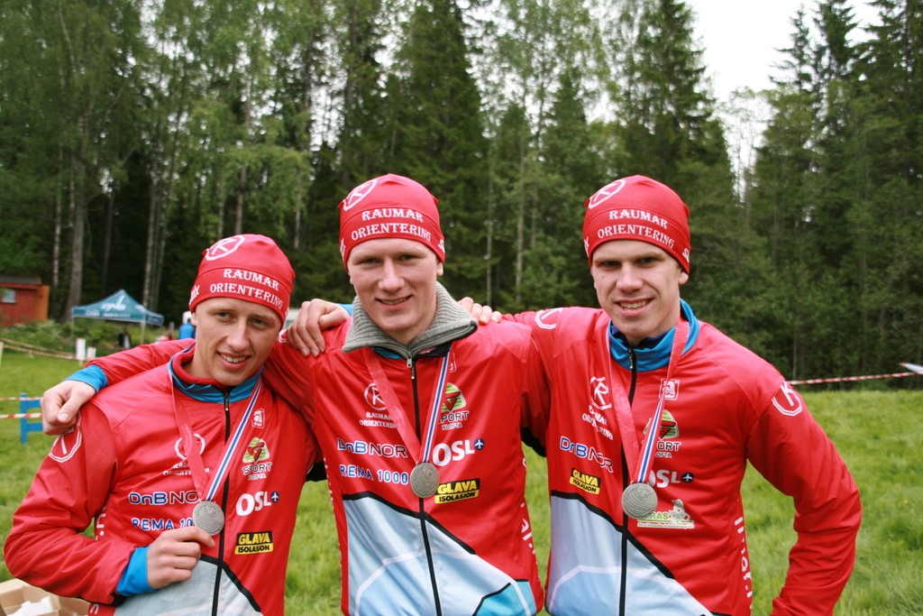 NMjr-sølv i stafett til Raumar, med Anders på laget