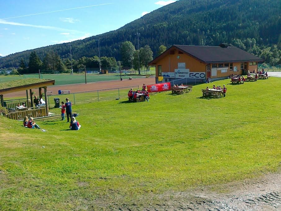 UTBYGGING AV KLUBBHUS