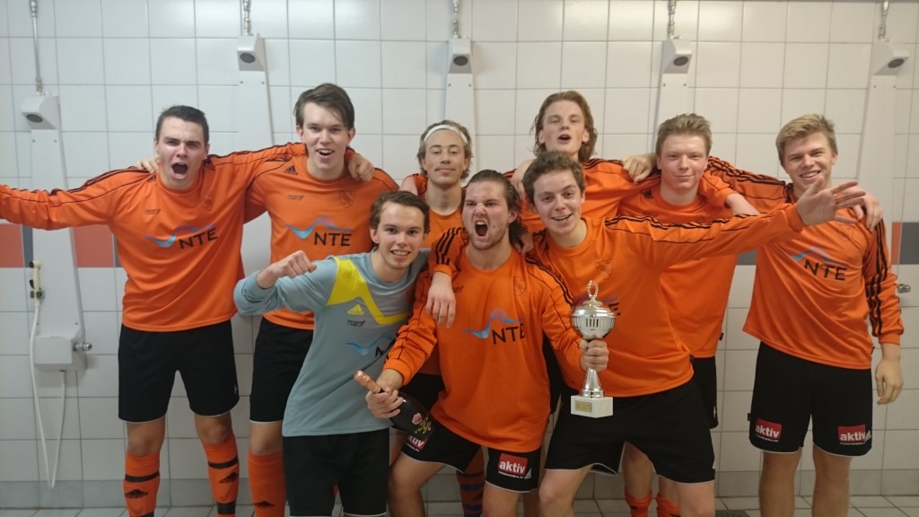 Juniorene med gull i Buvik cup