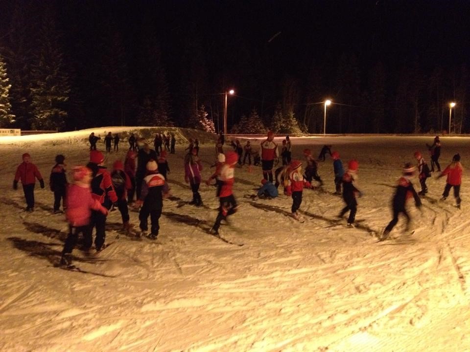 Barne- og familieskirenn på Fjellfoten 7. mars kl. 12.00 ved Fjellfoten skole