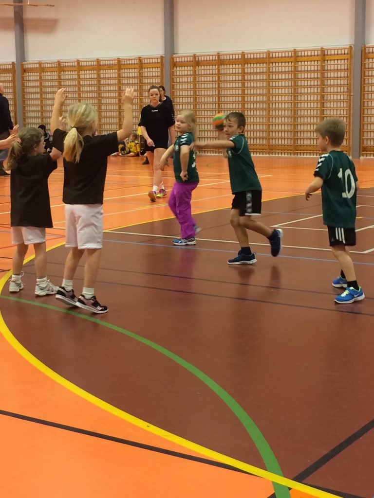 Gullrunde Loppetass