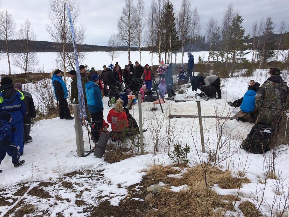 Isfiskekonkurranse og natursti