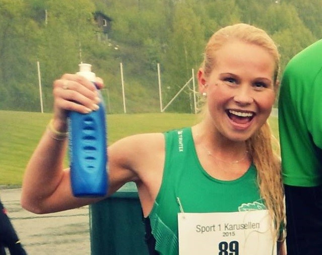Sterk 3. plass til Anine Meadows Elieson på Halvmaraton under årets Fjellmaraton på Beitostølen