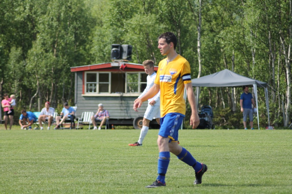Tabbenes aften mot Jonsvatnet.