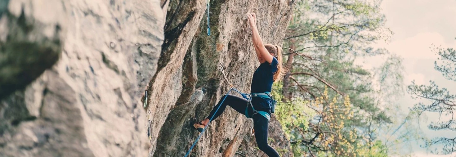 Open outdoor climbing at Skådalen