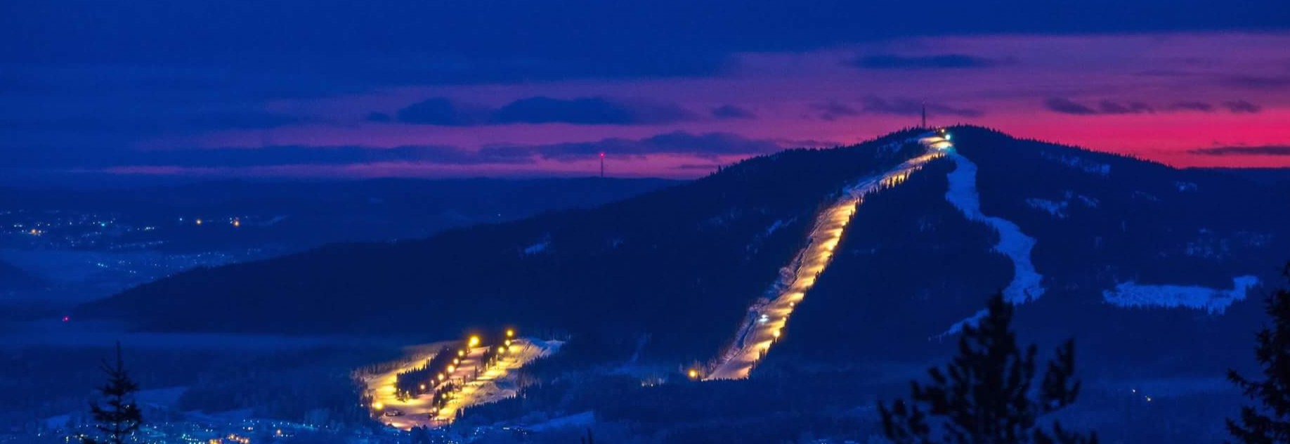 Evening ski touring in Varingskollen