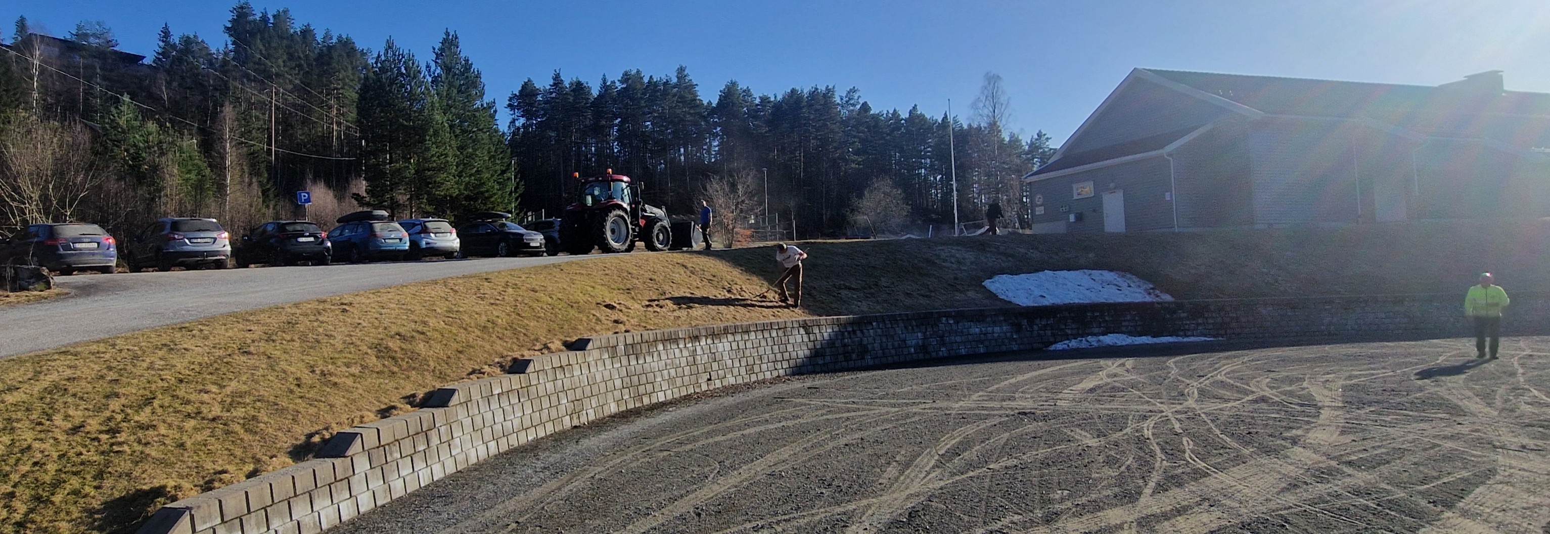 Image for DUGNAD IDRETTSPLASSEN OG I LYSØYPA / FRISBEEGOLF BANEN
