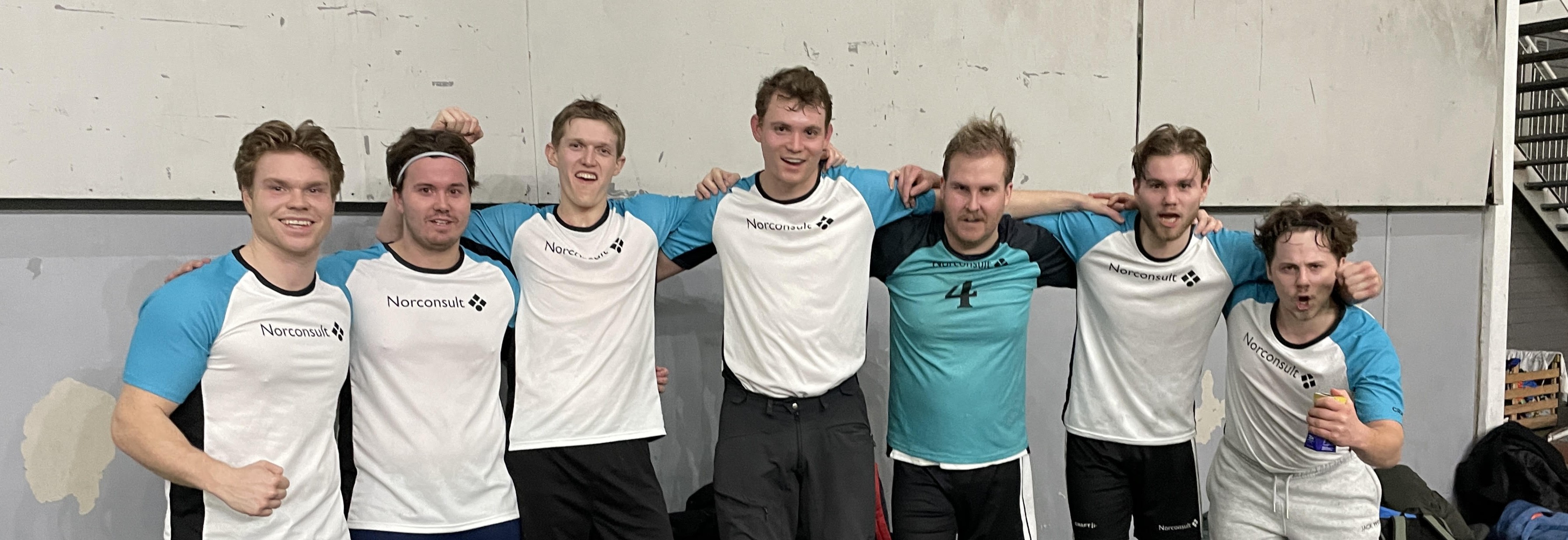 Fotballkamp mot OOlaBil