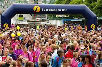 STAND på Bragernes Torg under Jentebølgen 2016