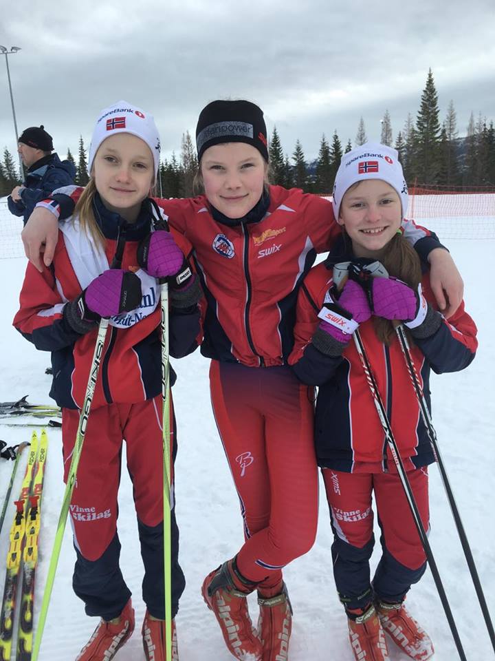 Bilder fra dagens stafett-renn på Bjørgan