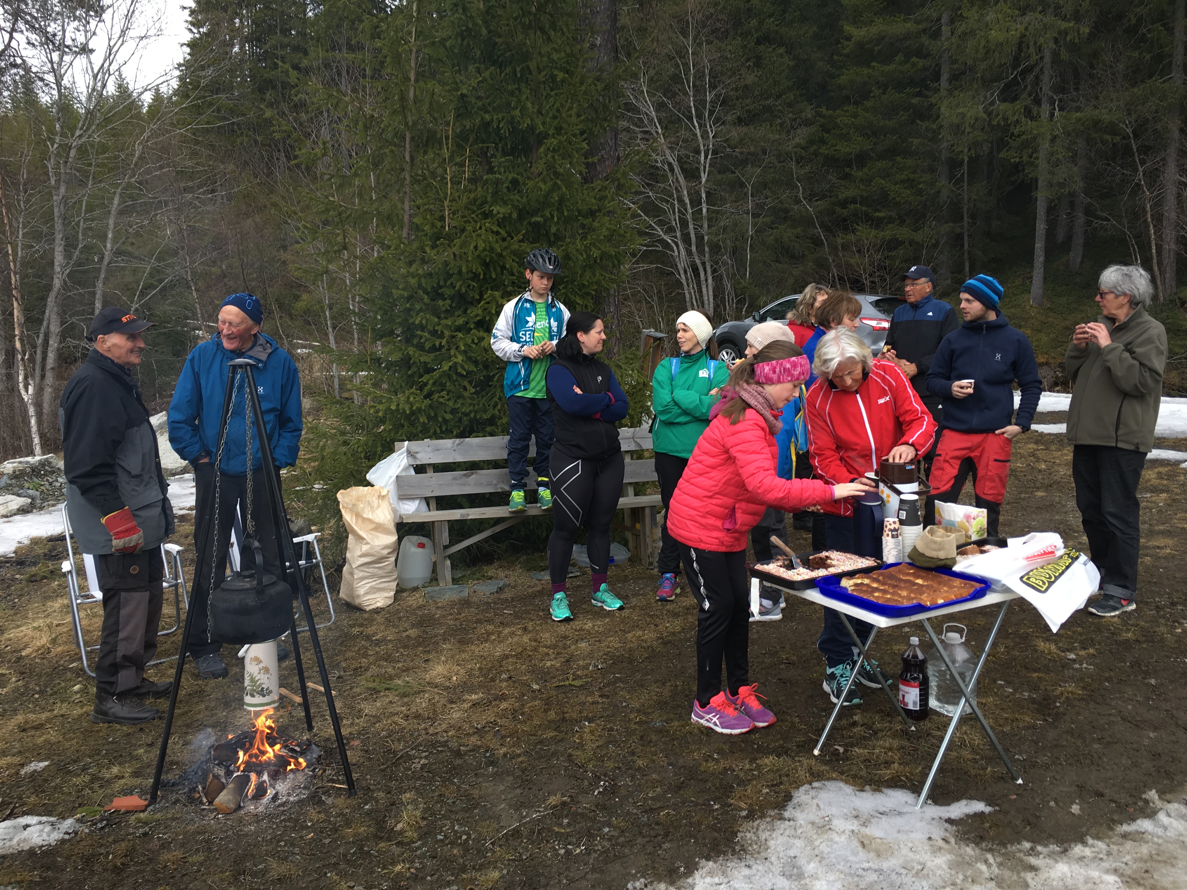 Kaffeservering på Botenmyra.