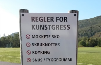 Regler kunstgressbanen