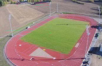Baneåpning på Hamar idrettspark 8. mai
