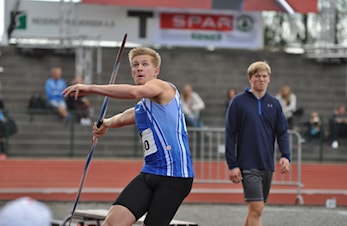 Stor tropp til Tyrvinglekene