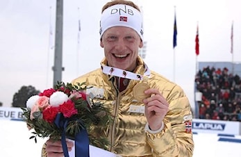 VM-gull til Johannes Thingnes Bø på fellesstarten!