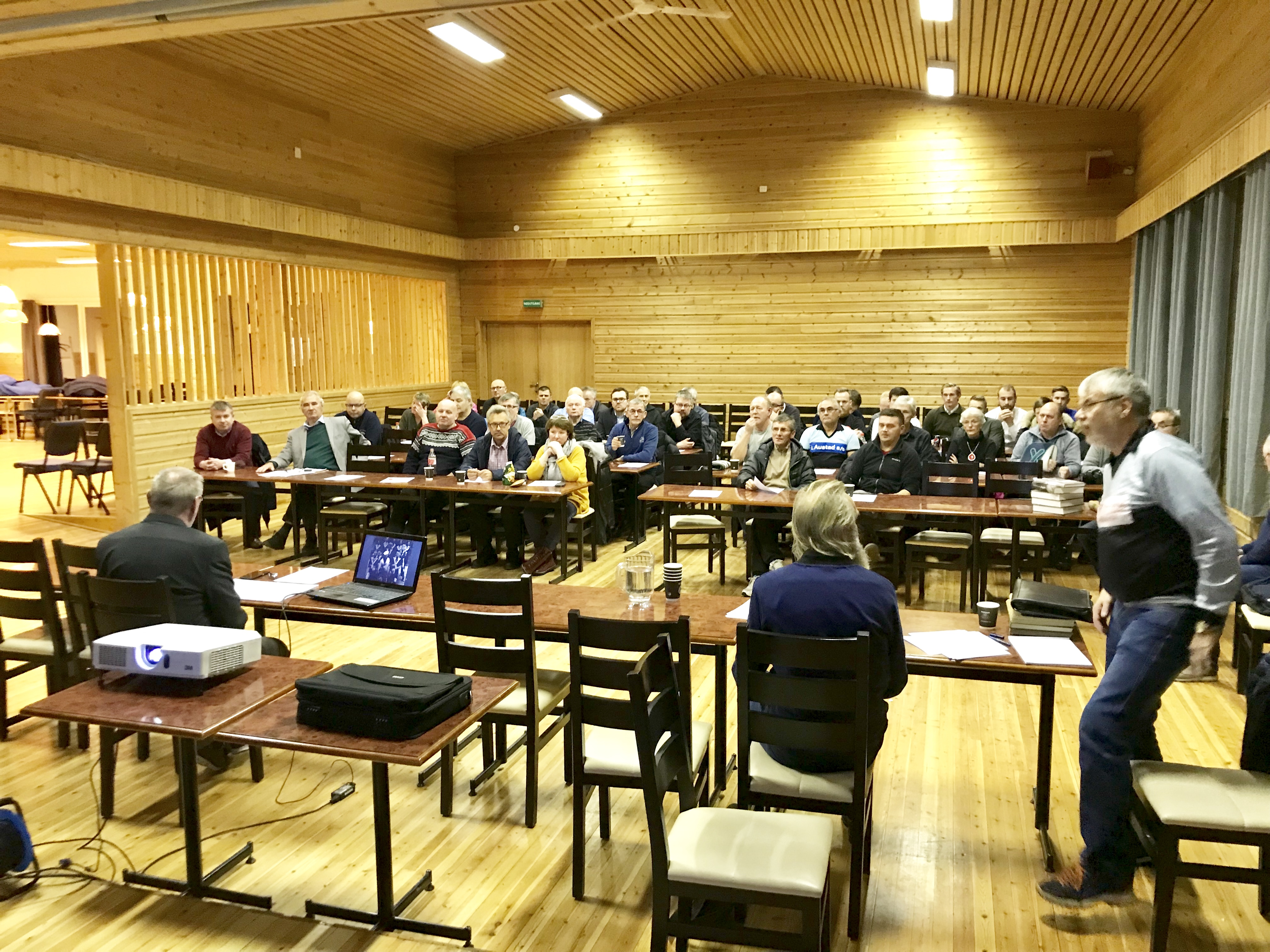 399 Olsen-kamper, Lyngen mot Karnes og fotballgalskapen rundt Lyngenfjorden